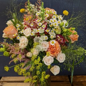Dansk mixed wild flower posy